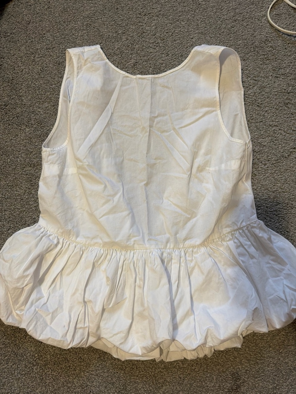H&M White Sleeveless Peplum Blouse
